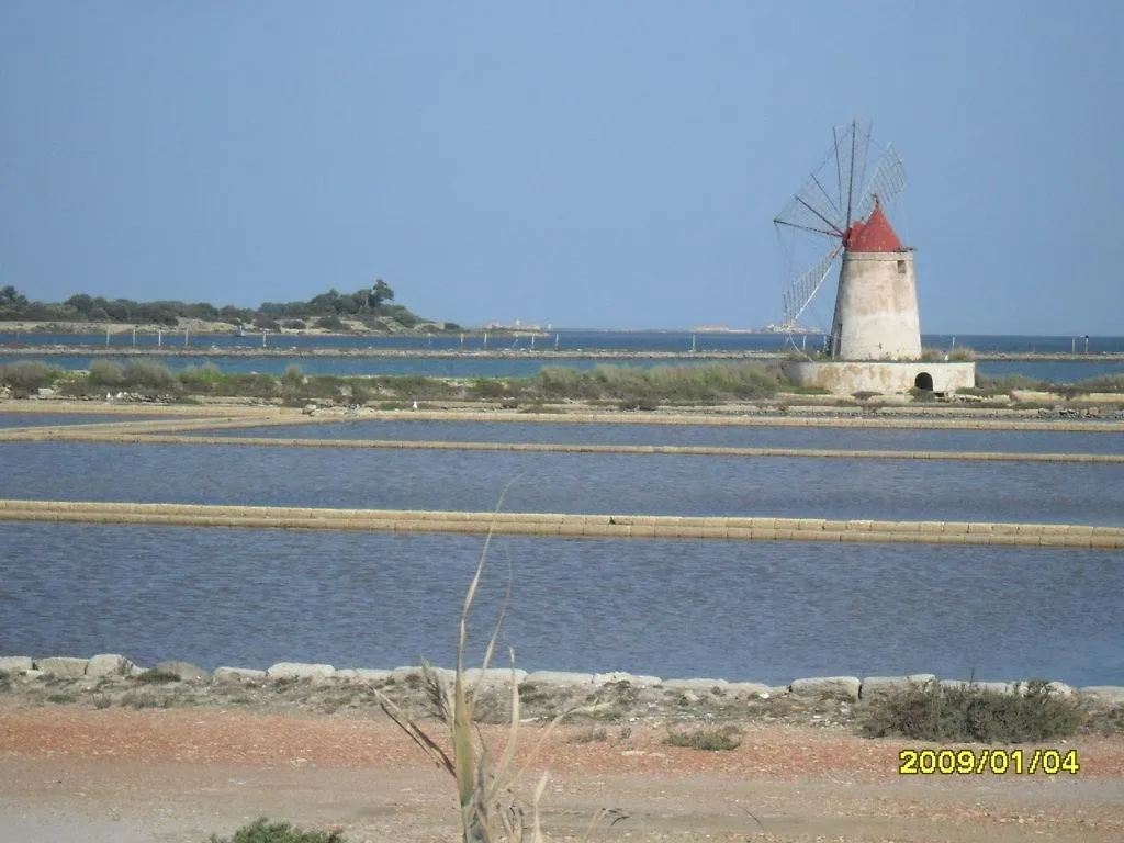 דירות מרסאלה Casa Petros איטליה